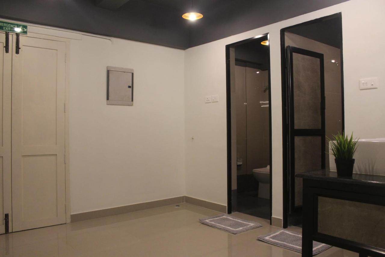 Bed Pods Hostel Thiruvananthapuram Kültér fotó